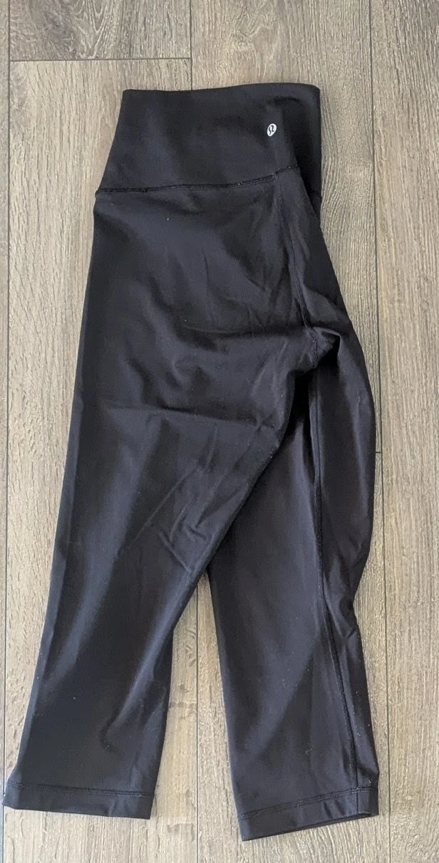 EUC Lululemon Leggings (size 10) - photo 3