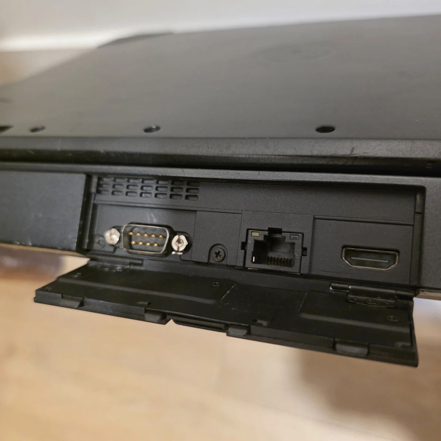 Dell Latitude 5424 Rugged Laptop - photo 3