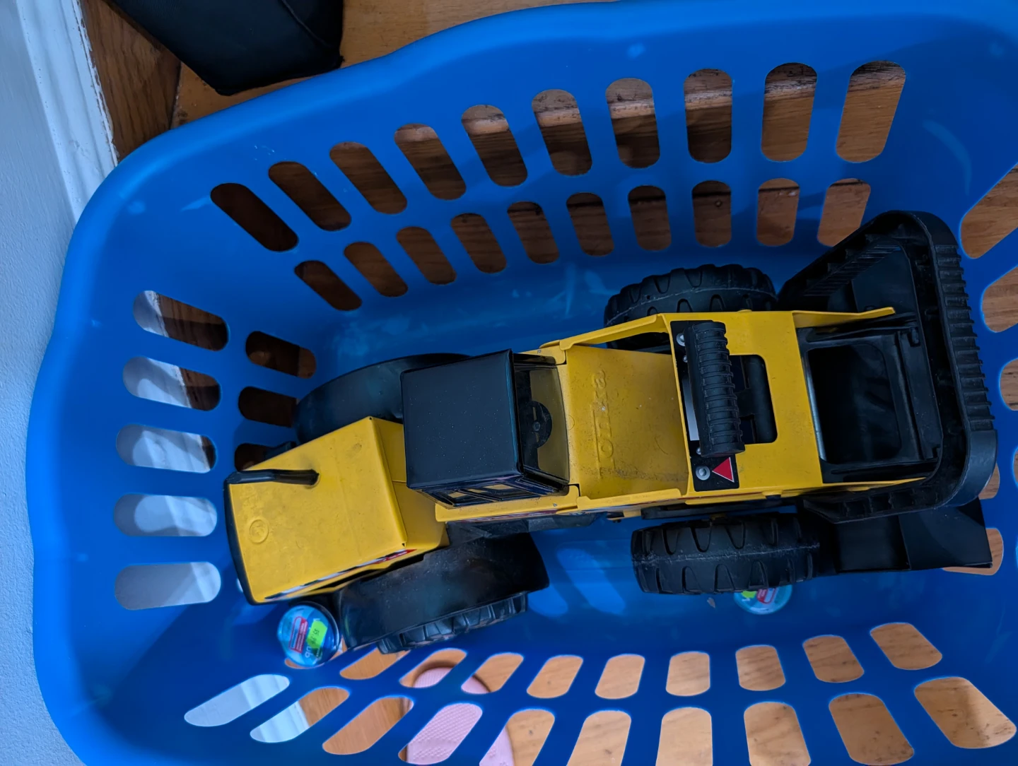 Tonka Yellow Dump Truck Toy