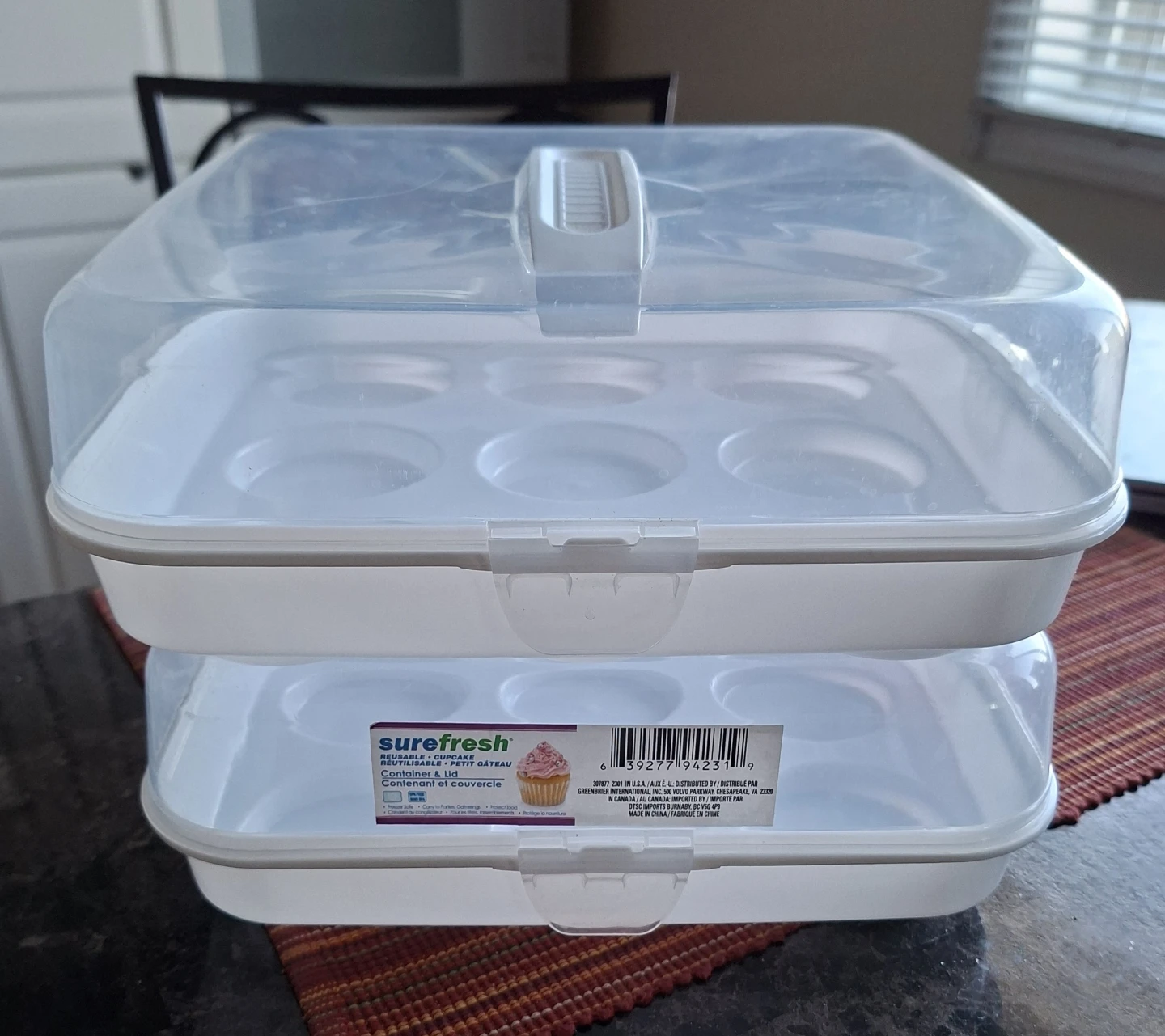 Cupcake Carrier with Lid - photo 2