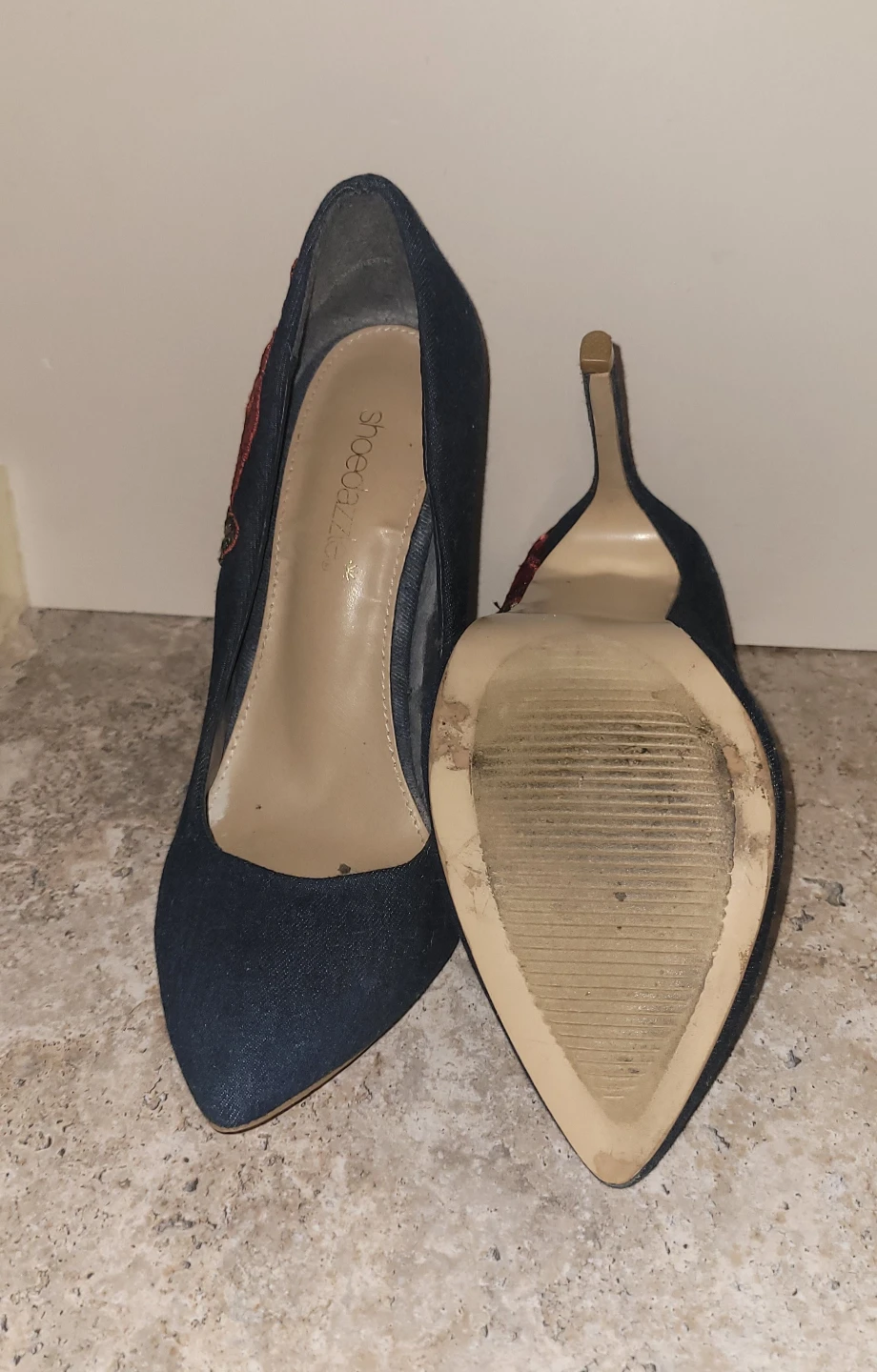 ShoeDazzle Denim Rose Embroidered Heels – Size 7.5 - photo 5