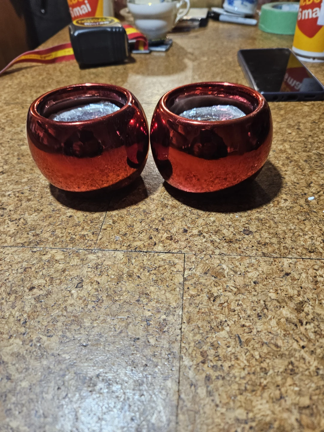 Set of 2 Red Metallic Candle Holders - photo 2