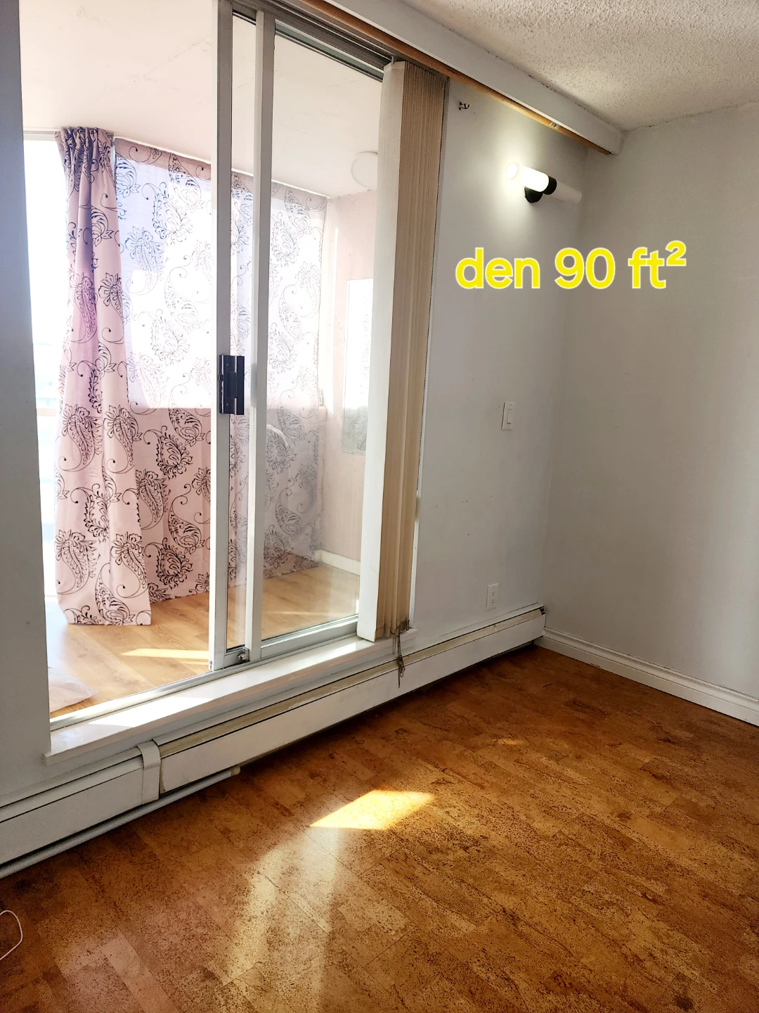 Large Furnished Room + Private Solarium – Available Aug 1 - photo 2