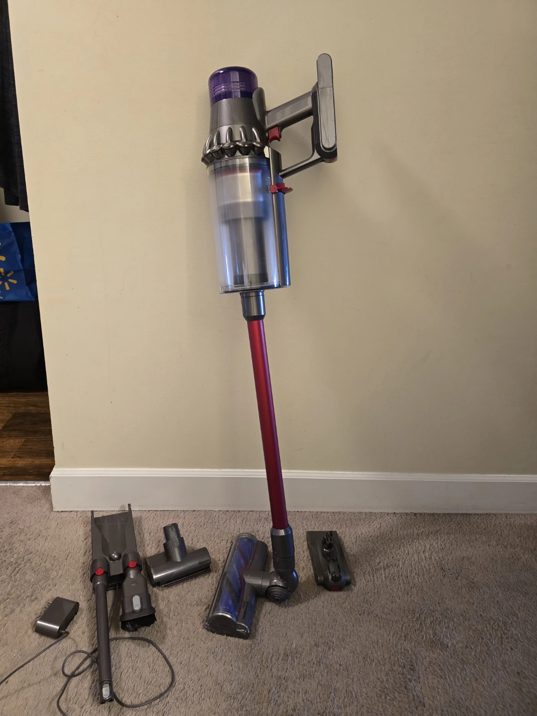 Dyson V11 vacuum - photo 4