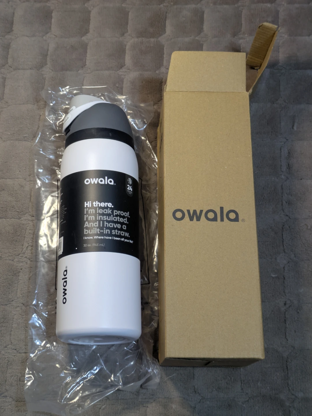 Owala FreeSip Water Bottle - White 32 oz