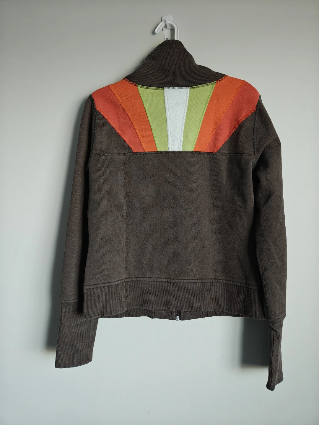 Lululemon Brown Zip-Up Jacket with Retro Stripe Detail - photo 5
