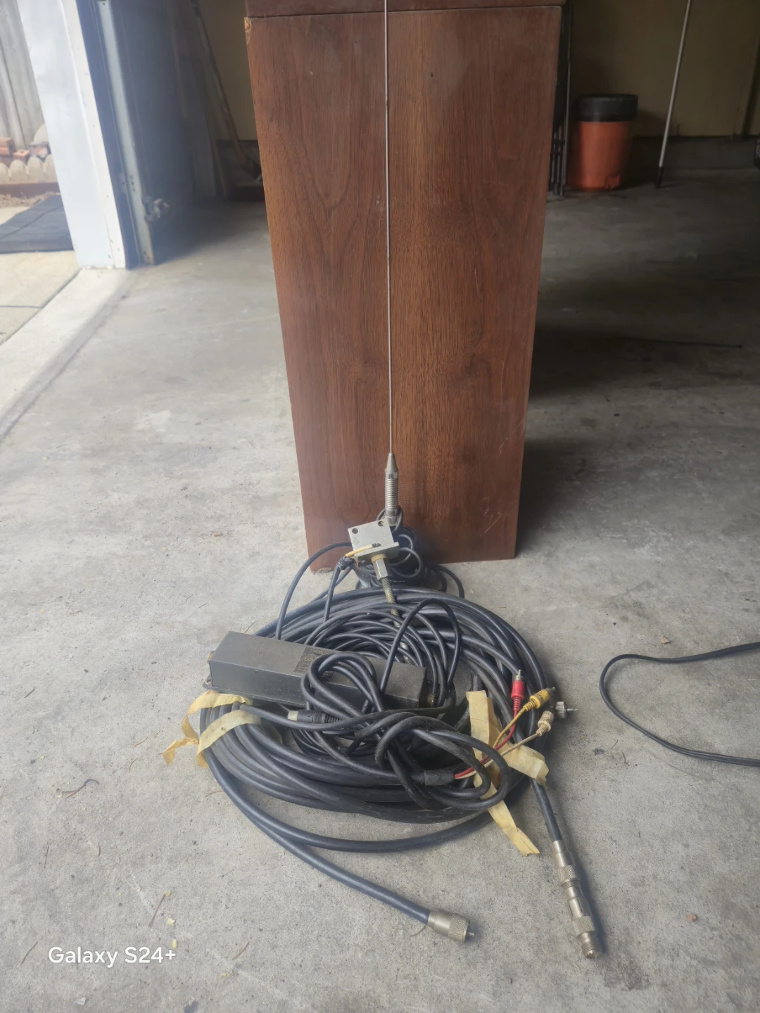 Astron VS30M Power Supply with Accessories - photo 2