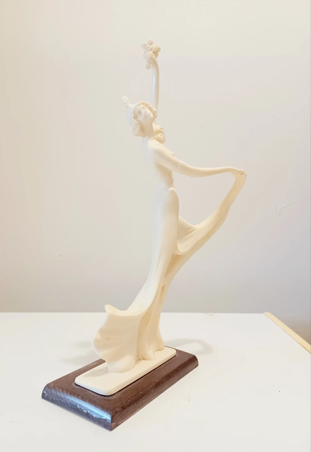 Vtg A. Santini Hand Carved Dancer Statue - photo 3