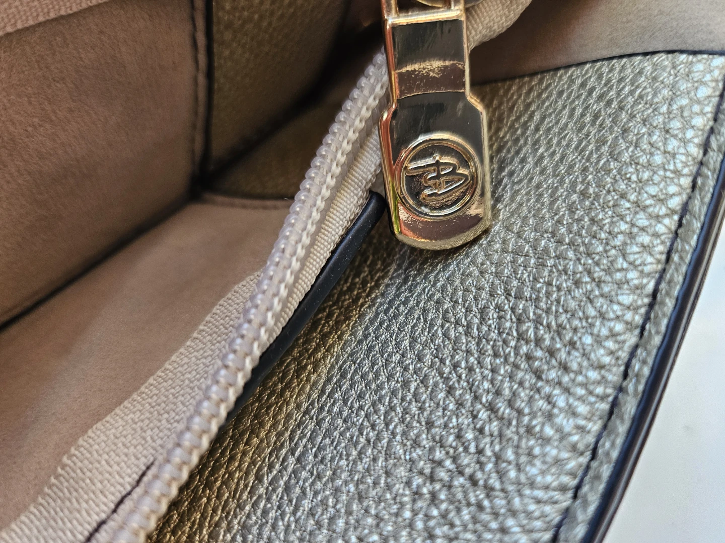 Gold Tote Bag - photo 3