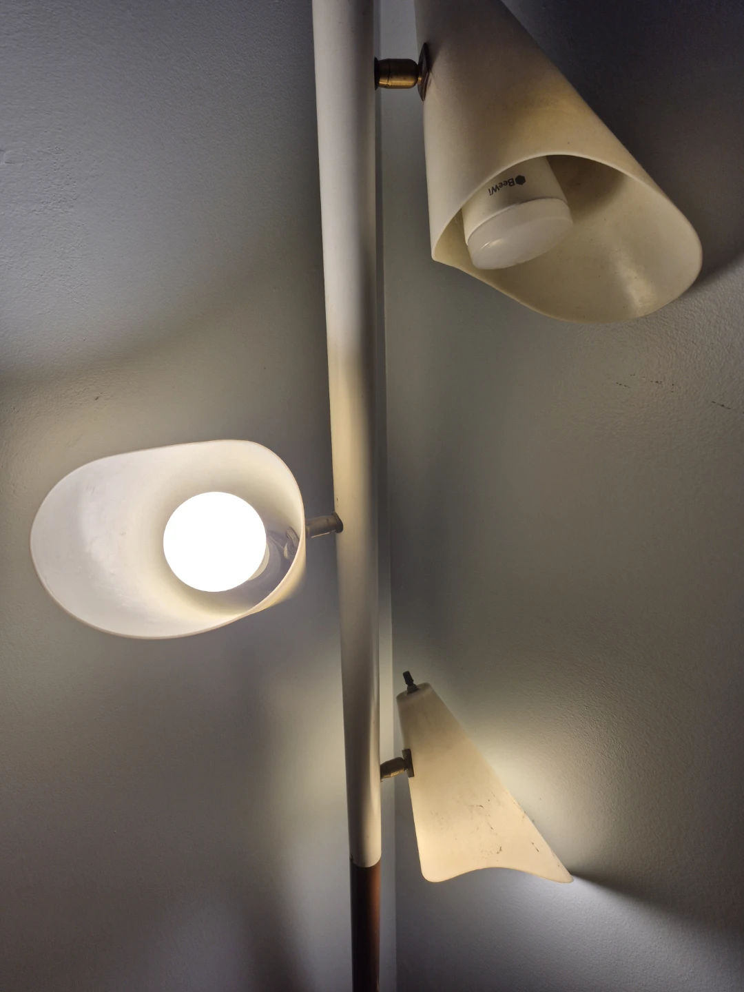 Vintage 3-Head Floor to Ceiling Lamp - Mid-Century Modern Style - photo 2
