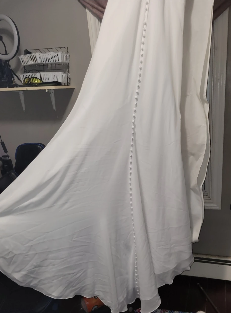 White Lace Trim Wedding Dress - photo 4