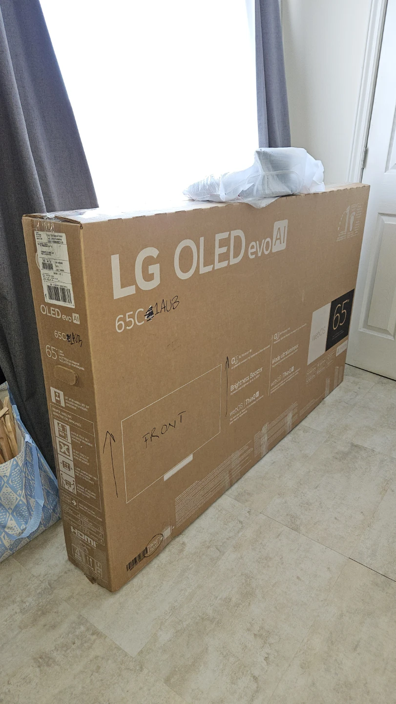 LG OLED 65" C1 4K Smart TV - photo 4