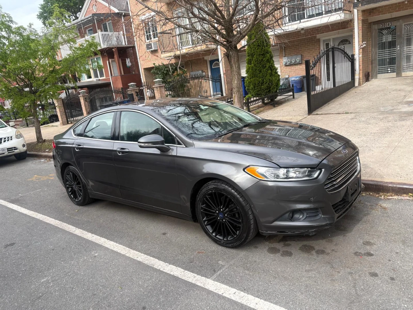 Ford Fusion2016  Sedan - Dark Gray - photo 2