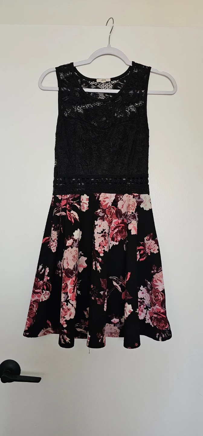 Black Floral Lace Dress