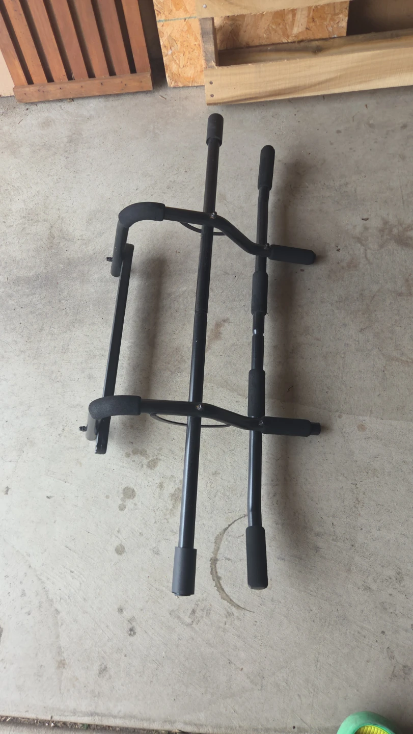 Black Doorway Pull-Up Bar