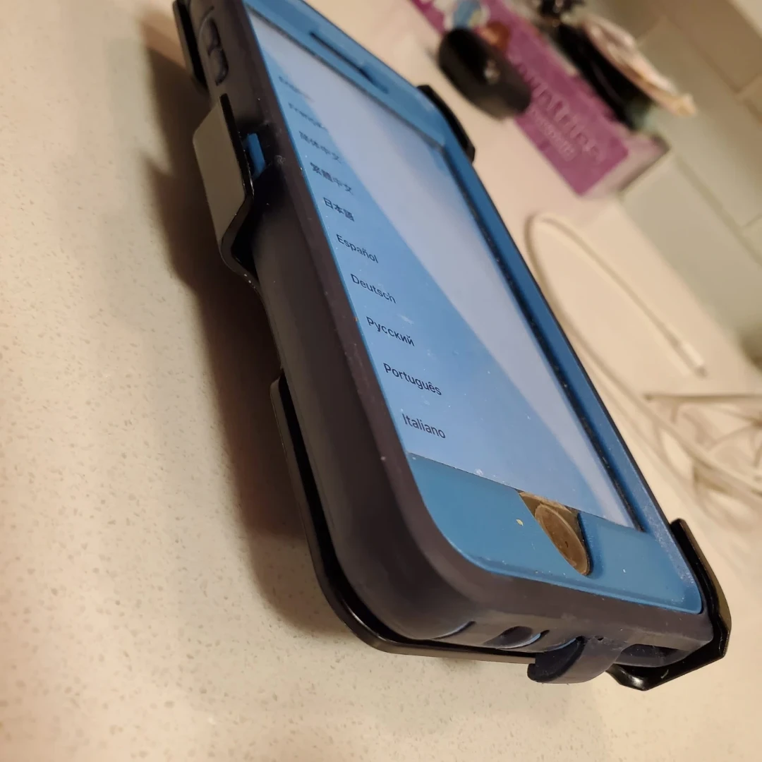 Iphone 6s w/OtterBox Defender Case with Swivel Belt Clip - photo 5