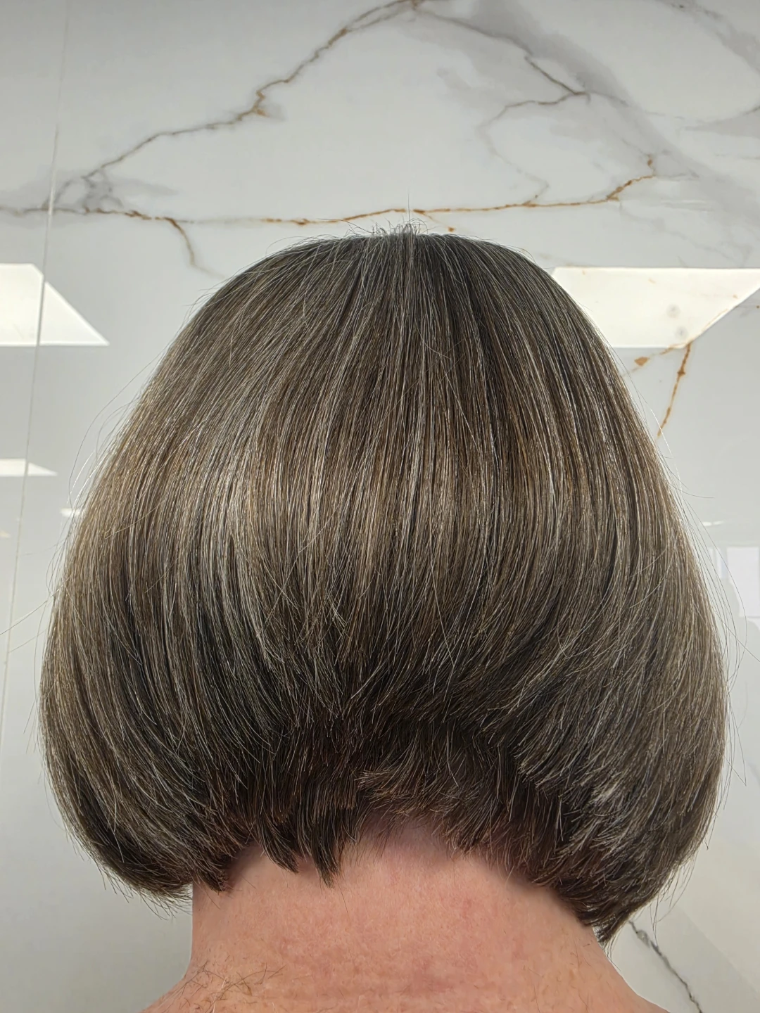 Looking a women model for haircut - photo 4