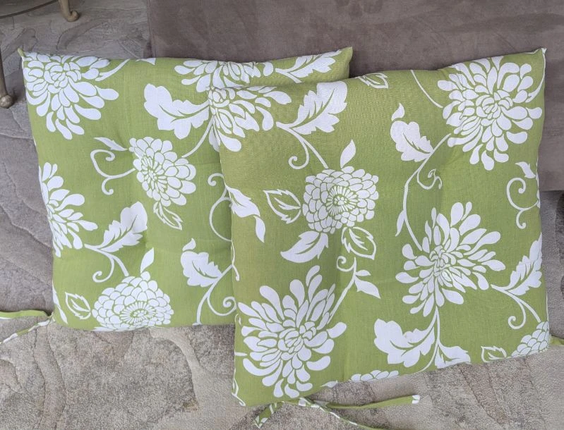Beach towels and cushions - photo 2