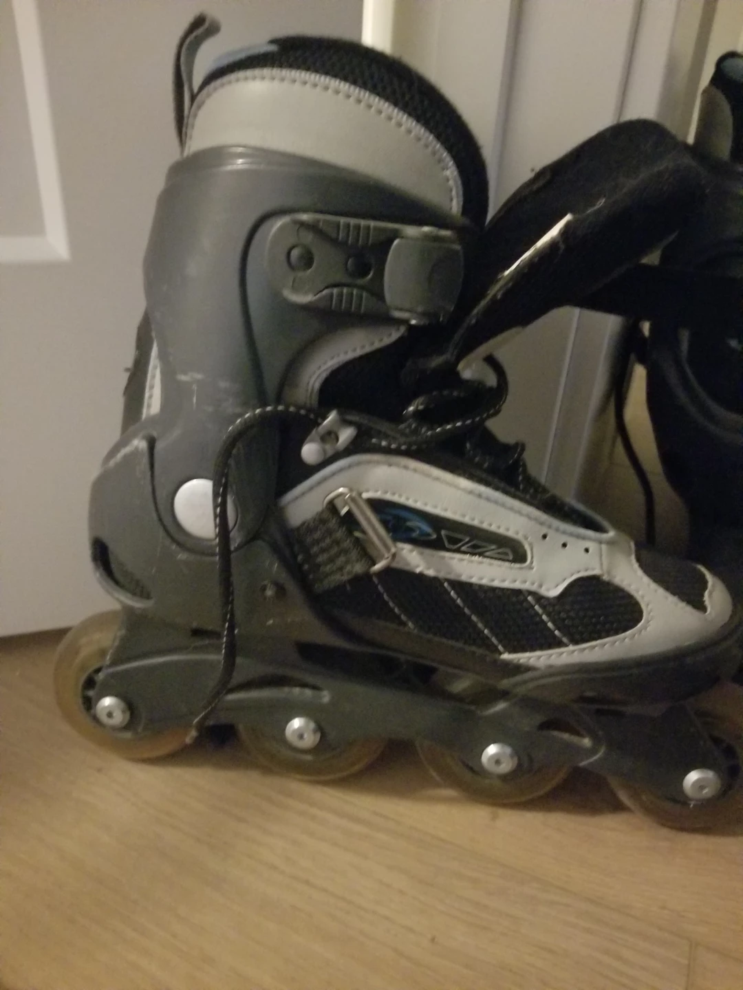 Bladerunner Viza Inline Skates - Size 5 - photo 2