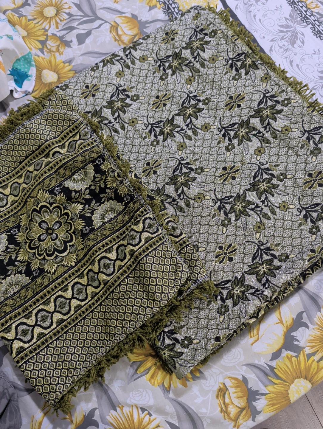 Decorative bed sheet Pillows - Set of 2 - photo 2