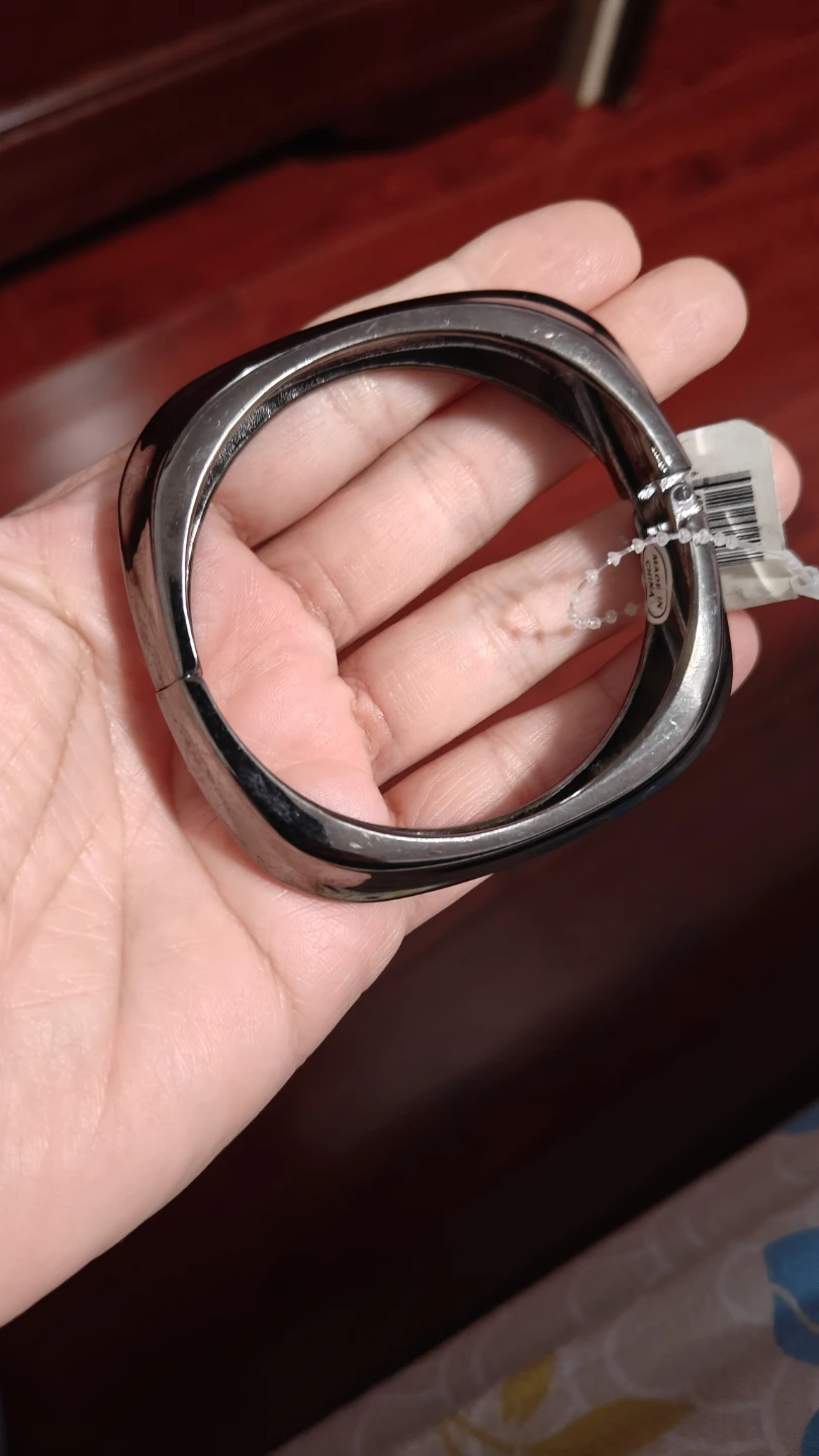 Brushed Gunmetal Grey Metal Bangle Bracelet - photo 3