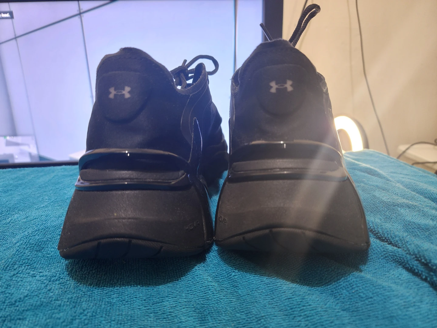 Under Armour Men's Black Running Shoes Size 12 - photo 2