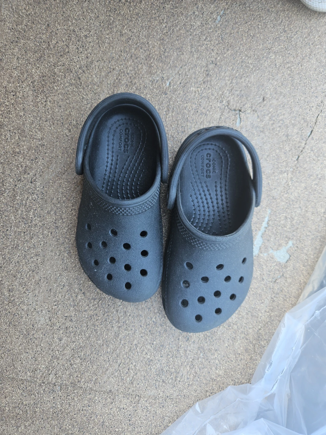 Black Crocs