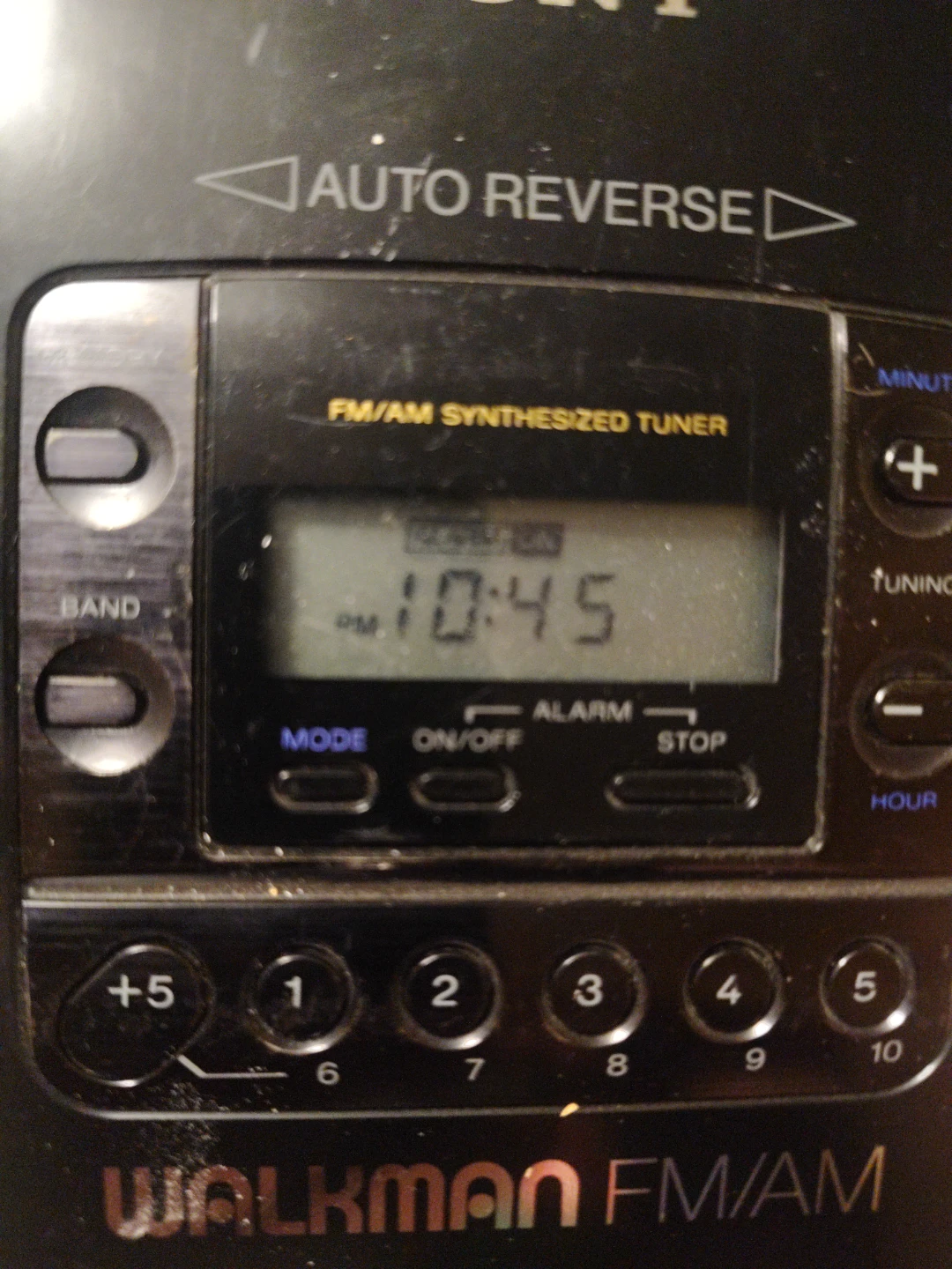 Sony Walkman FM/AM Synthesized Tuner Radio Cassette Player