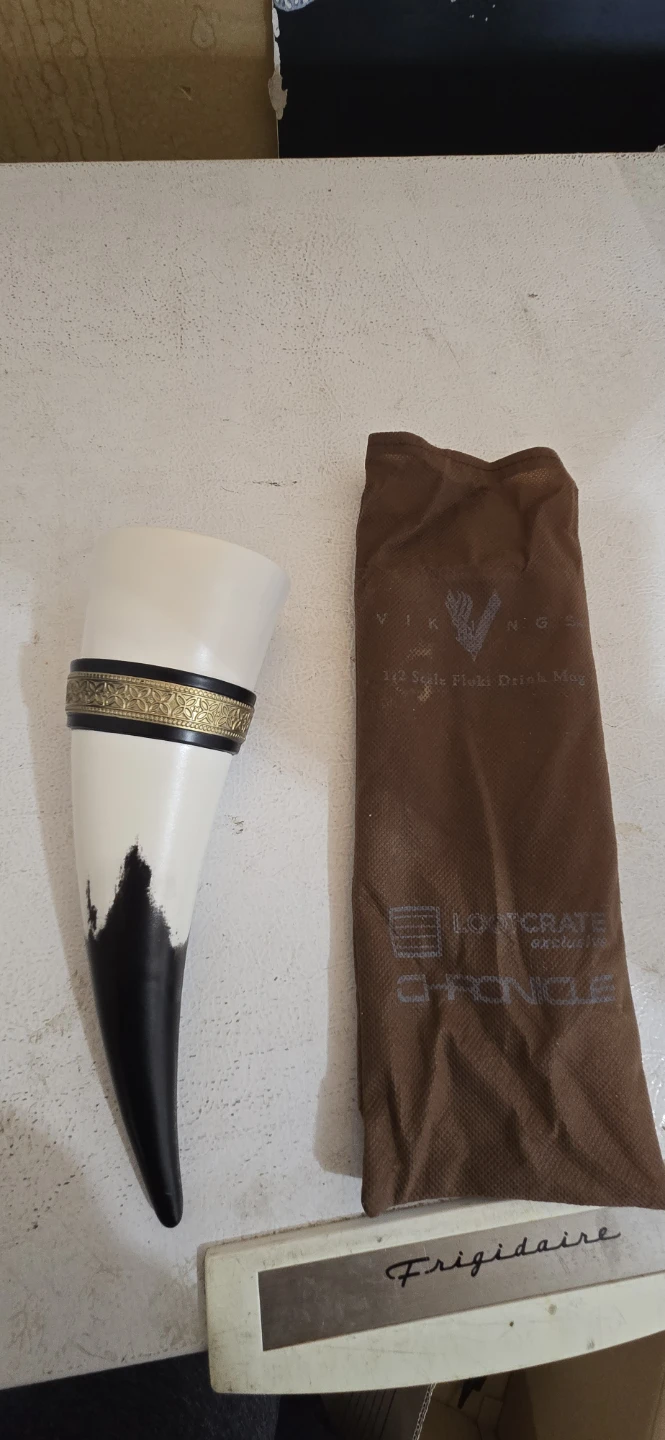 VIKINGS 1/2 scale "Floki" Drink Horn with Bag