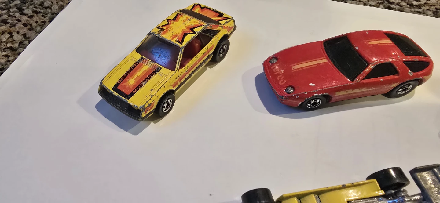 Lot of 5 Vintage Hot Wheels Toy Cars - photo 2
