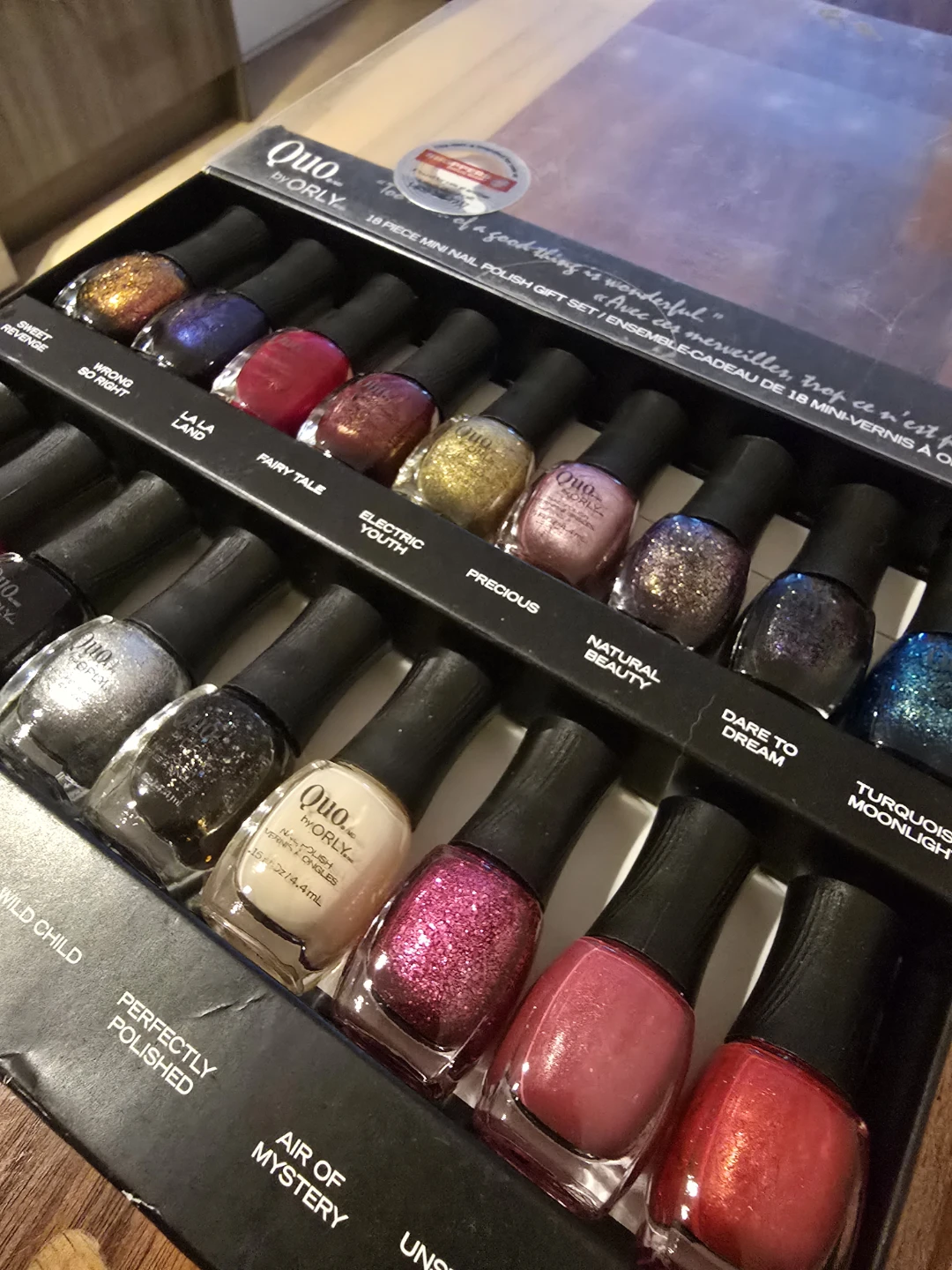 Quo by ORLY 18 Piece Mini Nail Polish Gift Set