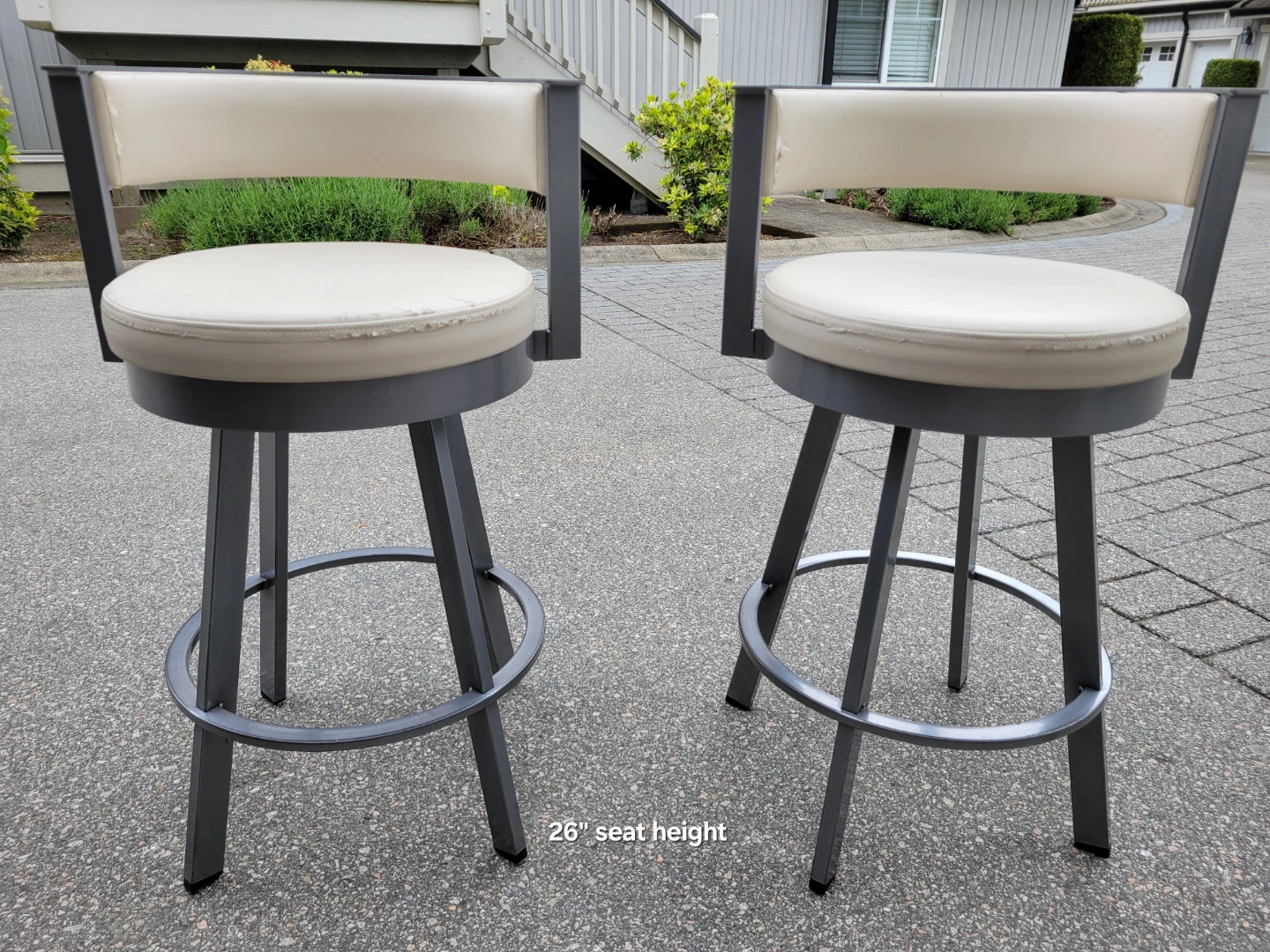 Set of 2 Bar Stools - Cream Faux Leather, Swivel. - photo 2