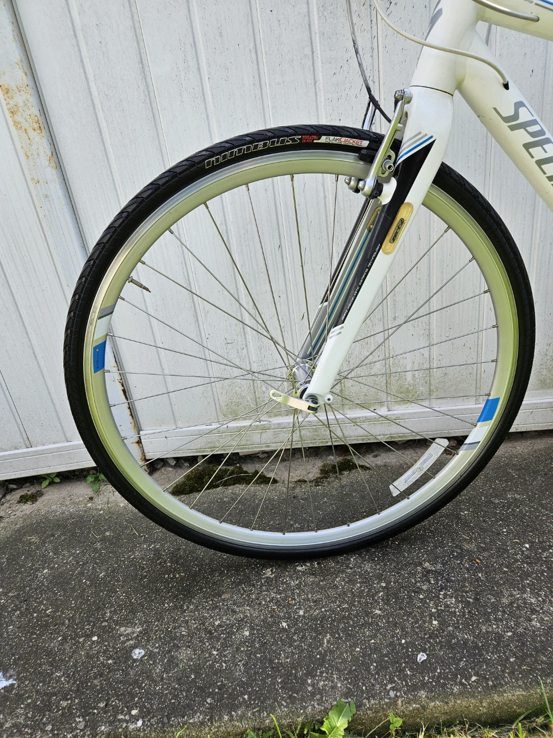Specialized Vita Elite Hybrid Bike - photo 3