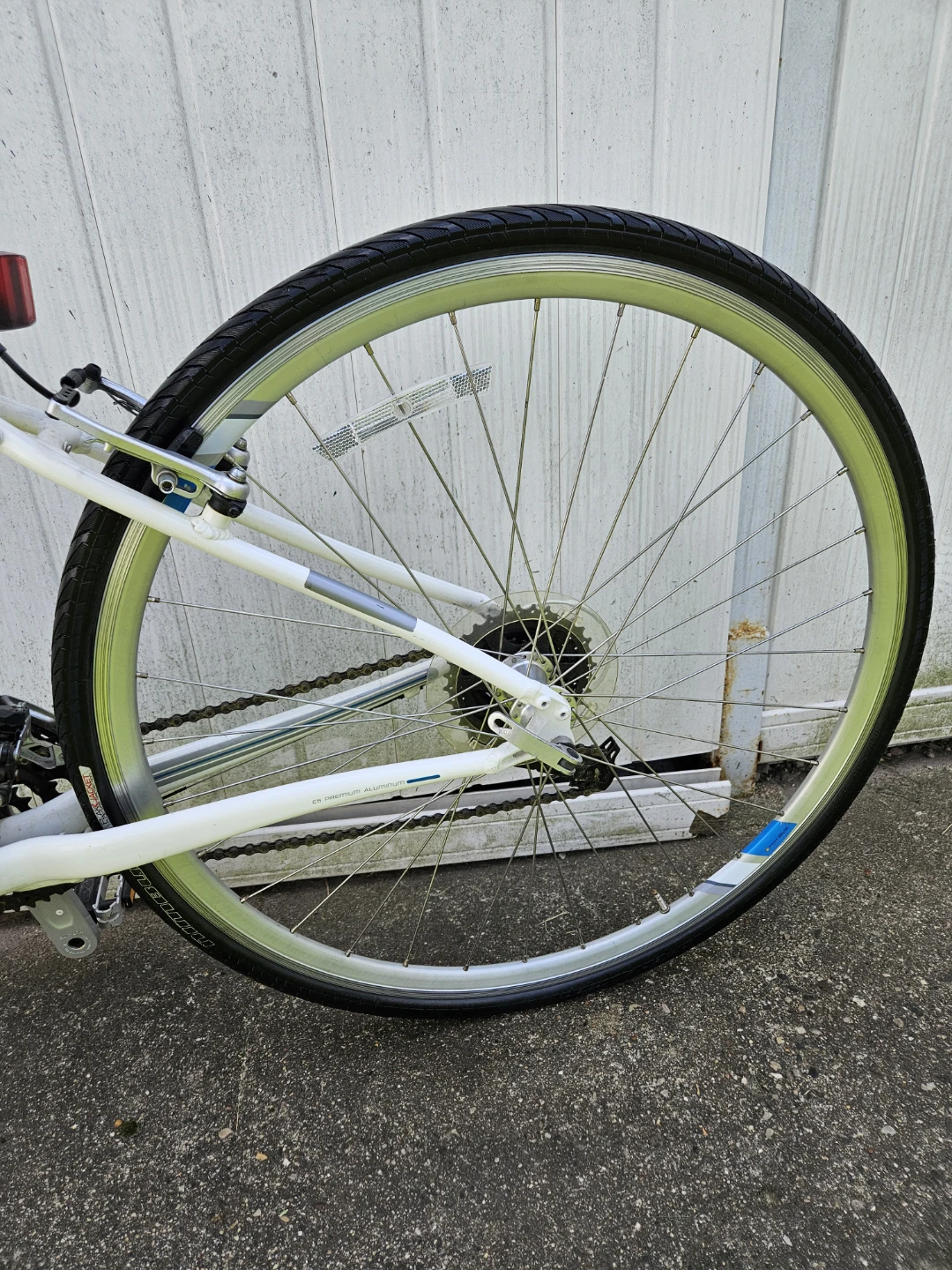 Specialized Vita Elite Hybrid Bike - photo 4