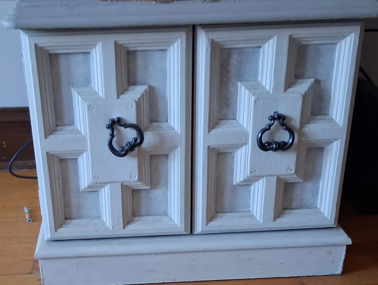 White End Table with Decorative Front