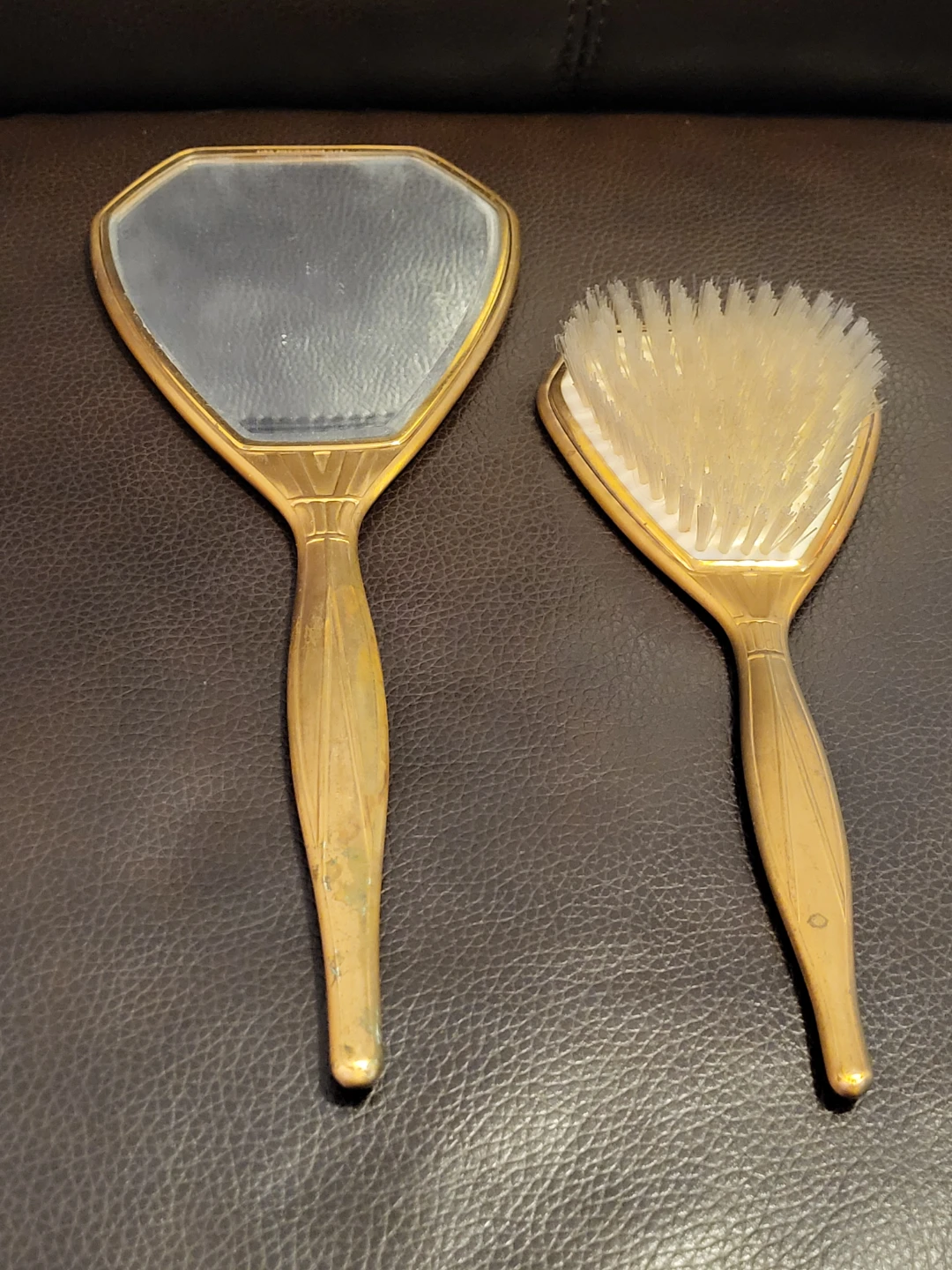 Vintage Elgin American Gold Vanity Set - Etched Leaf Pattern