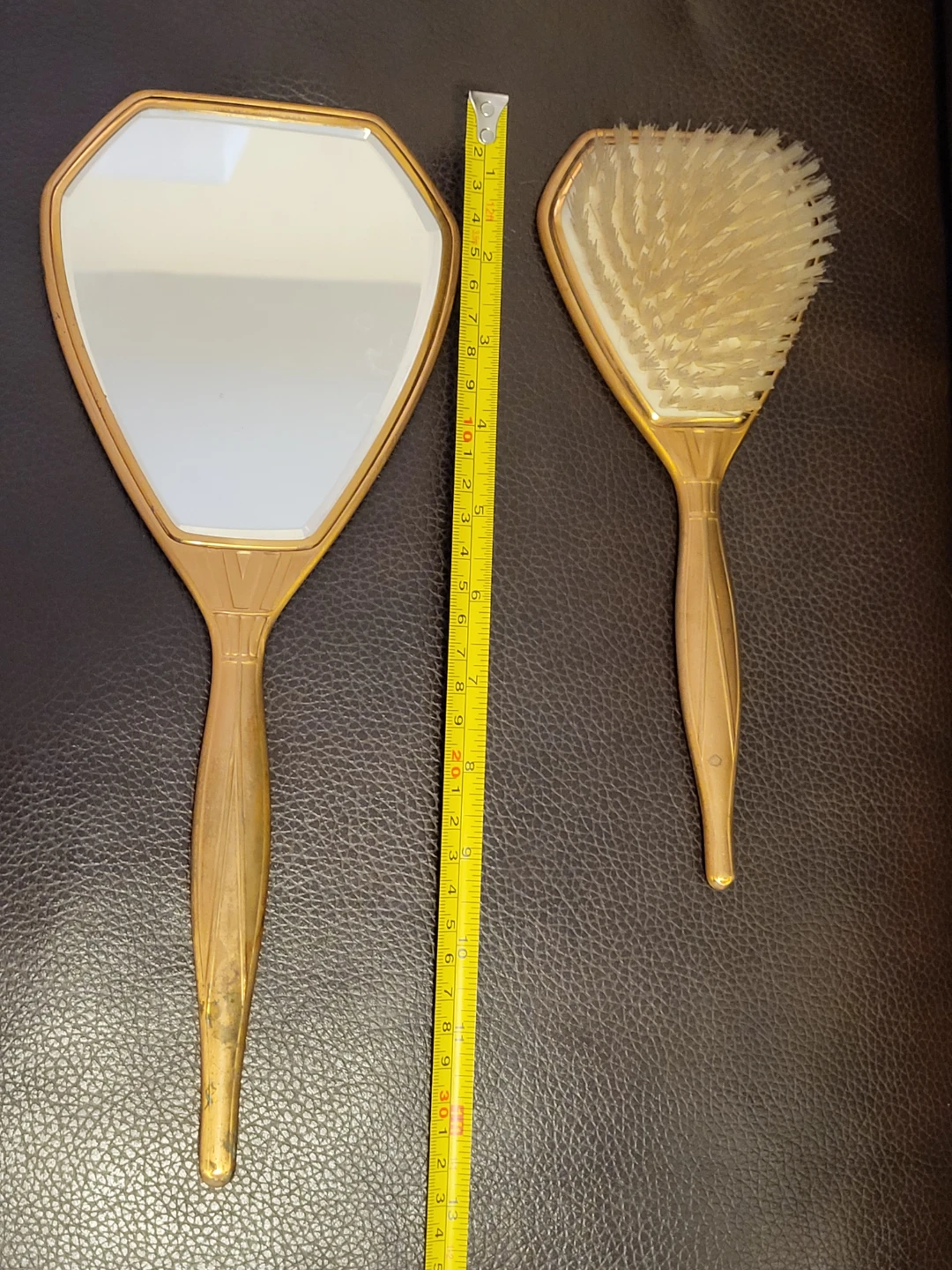 Vintage Elgin American Gold Vanity Set - Etched Leaf Pattern - photo 5