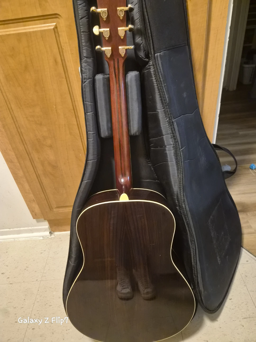 MUST GO ASAP, OFFERS ACCEPTED!! Yamaha Acoustic Guitar - photo 3