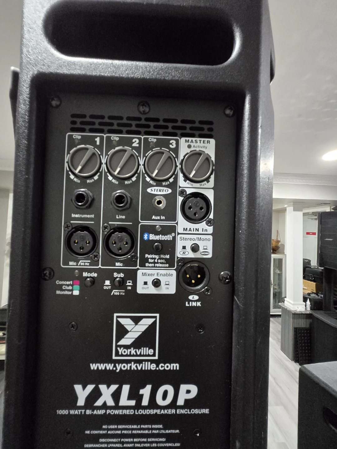 Yorkville YXL10P 1000 Watt Bi-Amp Powered Loudspeaker - photo 3