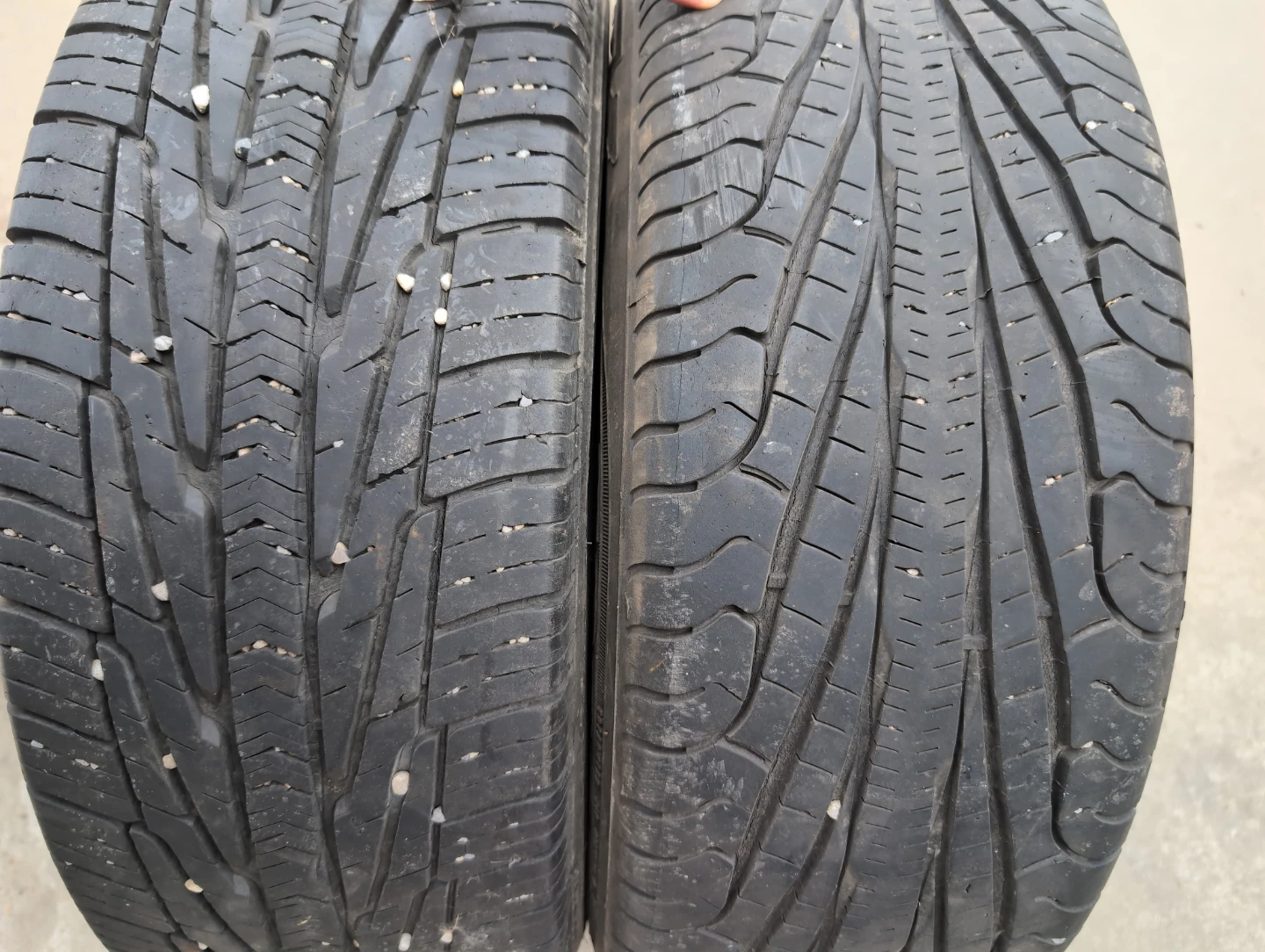 Goodyear TripleTred All-Season Tires P205/60R16 - photo 2
