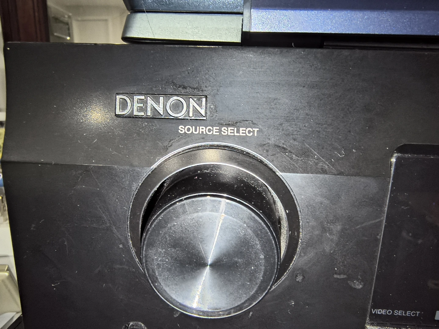 Denon AVR-591 AV Surround Receiver