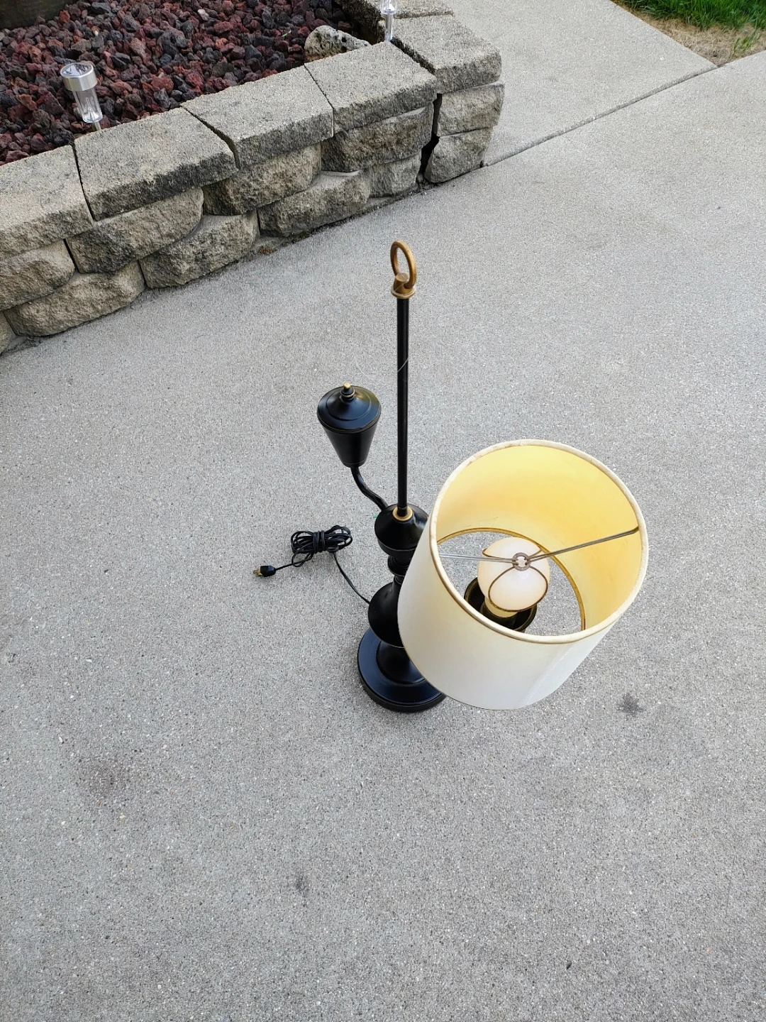 Vintage Black & Gold Table Lamp - photo 3