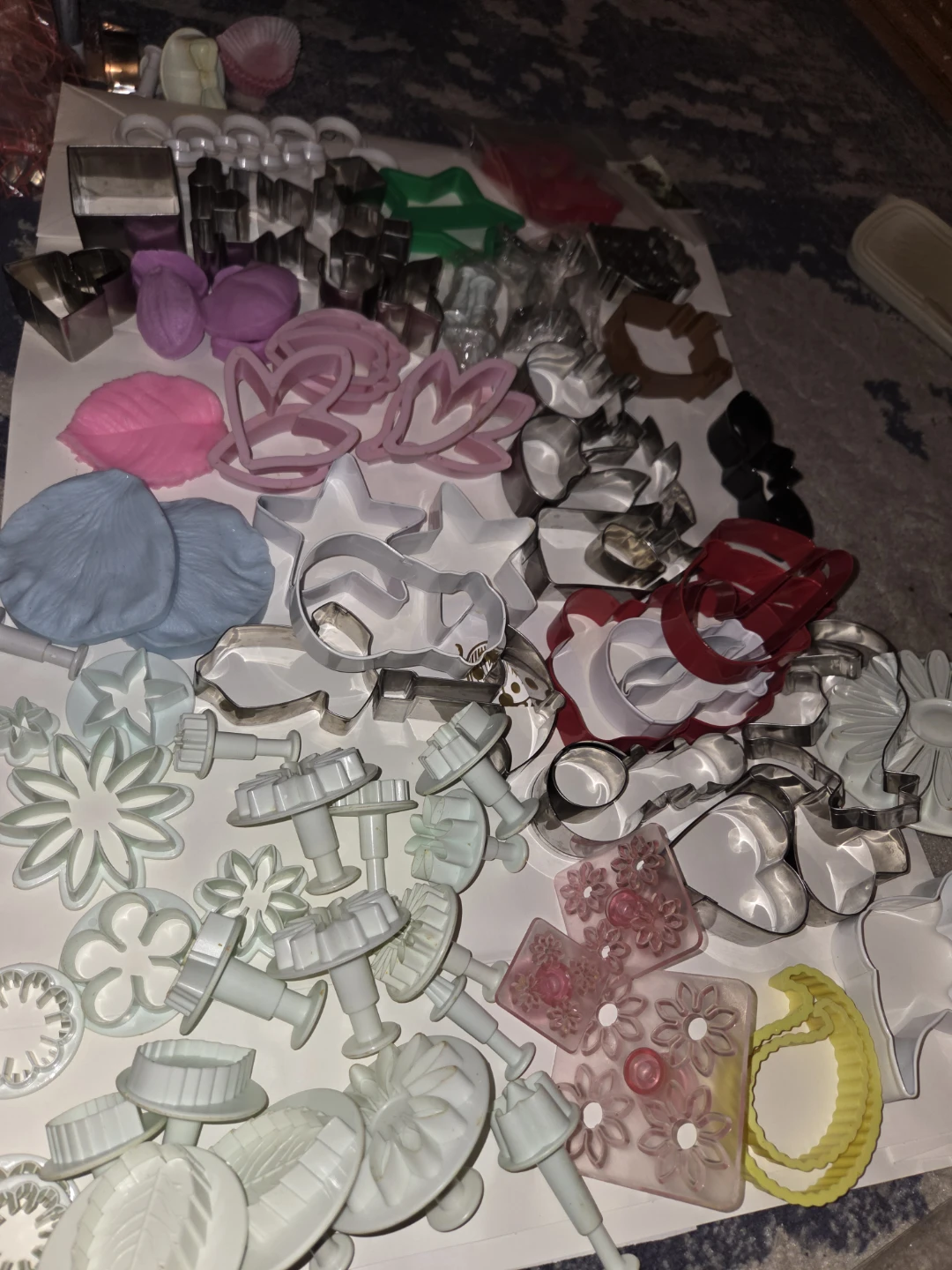 Assorted Cookie Cutters - Baking Tools - photo 2
