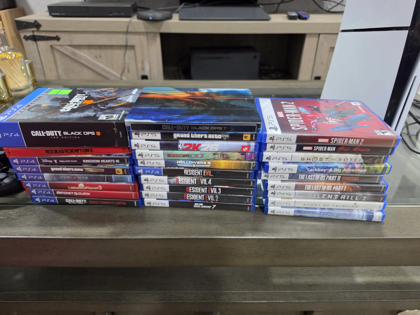 Playstation 5 Console with Games and Controllers - photo 2