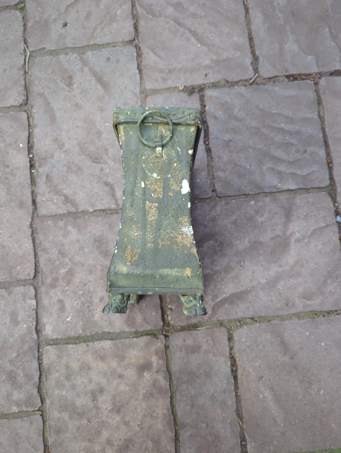 Vintage Decorative Planter Pot with Palm Tree Design - photo 2