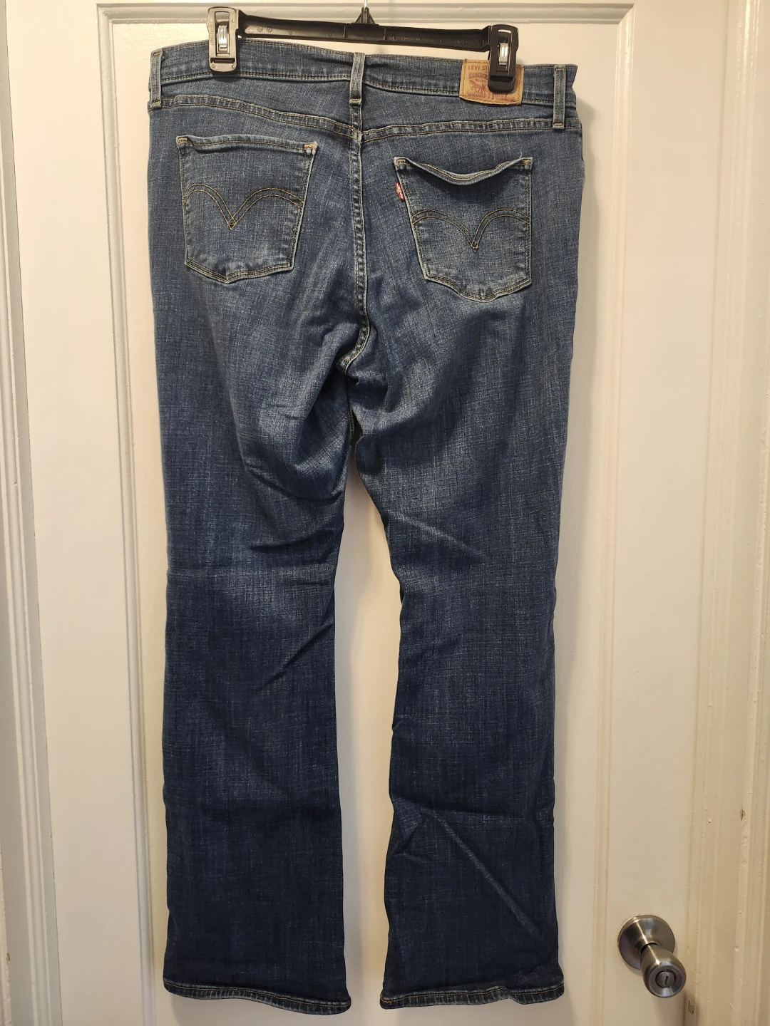 Levi's Women's Classic Bootcut Jeans Size 12 - photo 2