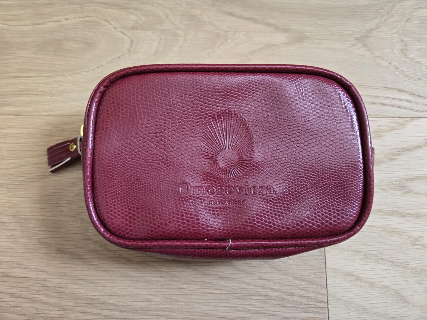 Burgundy Red Makeup Pouch Cosmetic Bag Omorovicza