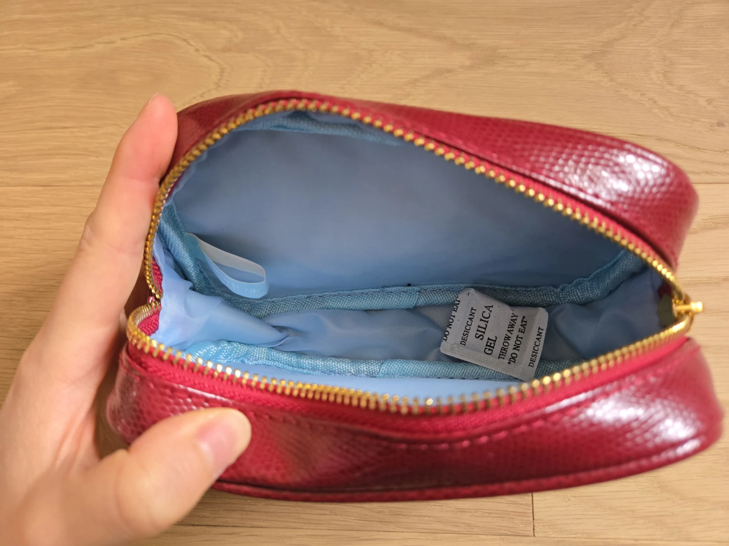 Burgundy Red Makeup Pouch Cosmetic Bag Omorovicza - photo 4