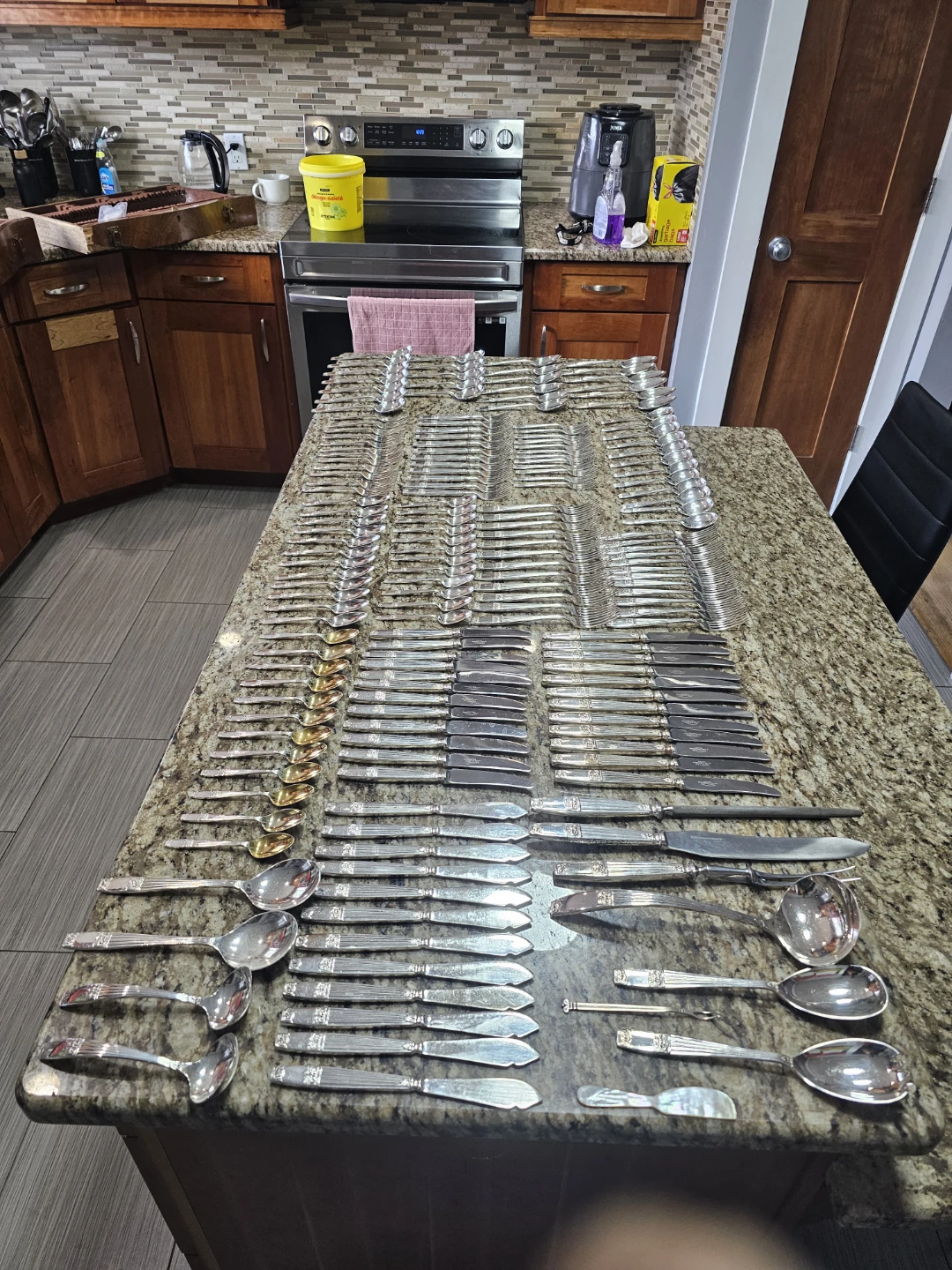 Elkington & Co Stainless Steel Cutlery Set - photo 2