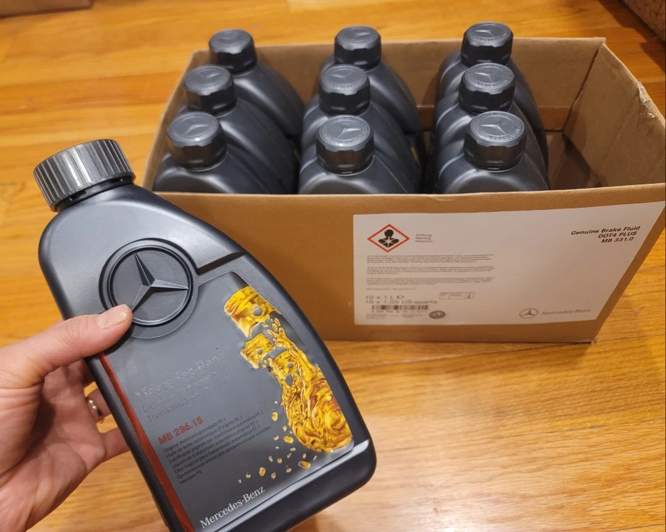 Mercedes-Benz-Transmission Fluid & plus - photo 2
